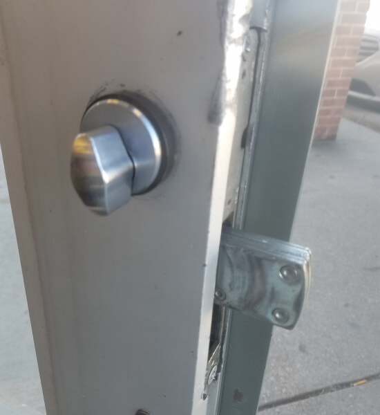 mortise-lock-aluminum-storefront-door-college-station-img Mortise lock on an aluminum storefront door in College Station, TX